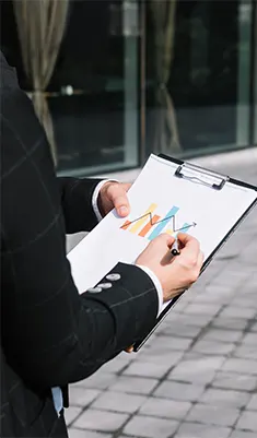 Outsourced CFO for franchises conducting financial analysis and strategic planning review.